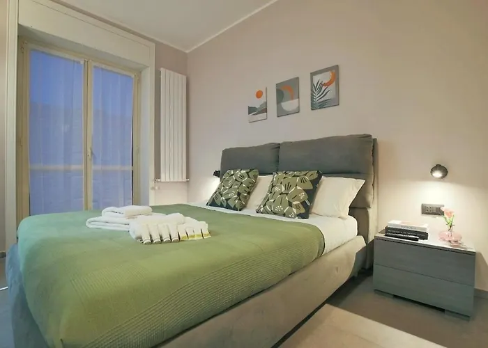 Wide & Bright 2 Bedroom Flat 50m From M4 Station 아파트