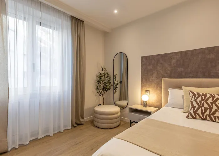 Apartment Luxury 2 Bedroom In