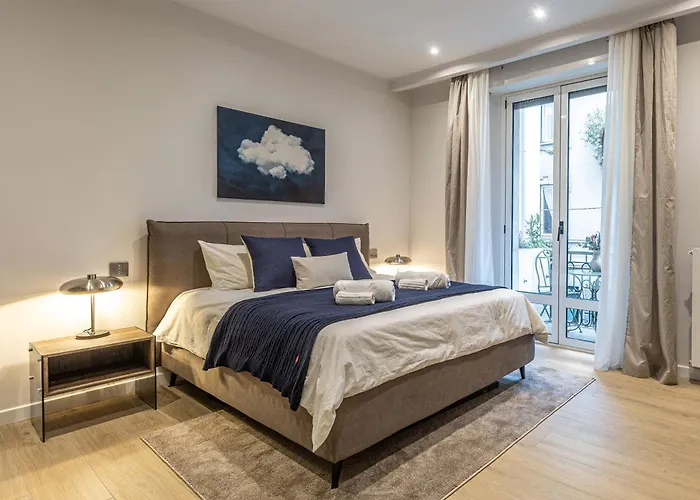 Apartment Luxury 2 Bedroom In Mailand