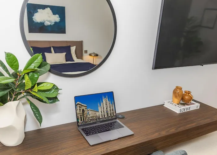 Apartment Luxury 2 Bedroom In