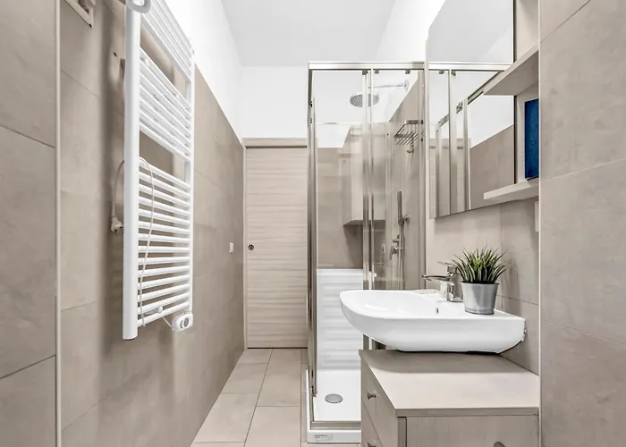 Ma22 - Duomo-loreto - Near The Duomo - Milán