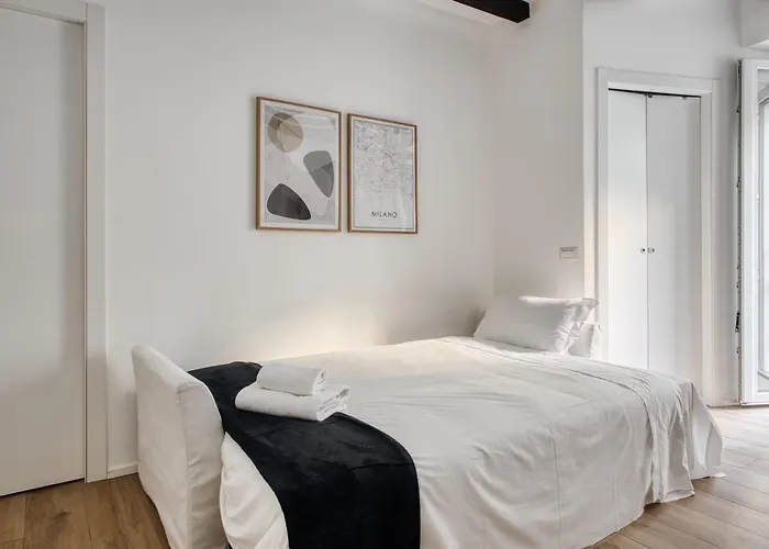 Just Urban - Cozy 1-br In Center - Steps M2 And M4 Metro *