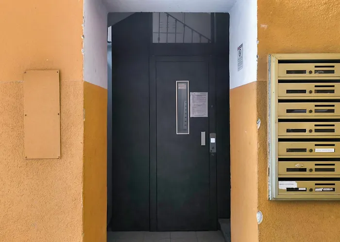 Apartamento Just Urban - Cozy 1-br In Center - Steps M2 And M4 Metro Milão