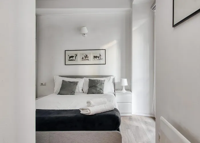 Just Urban - Cozy 1-br In Center - Steps M2 And M4 Metro