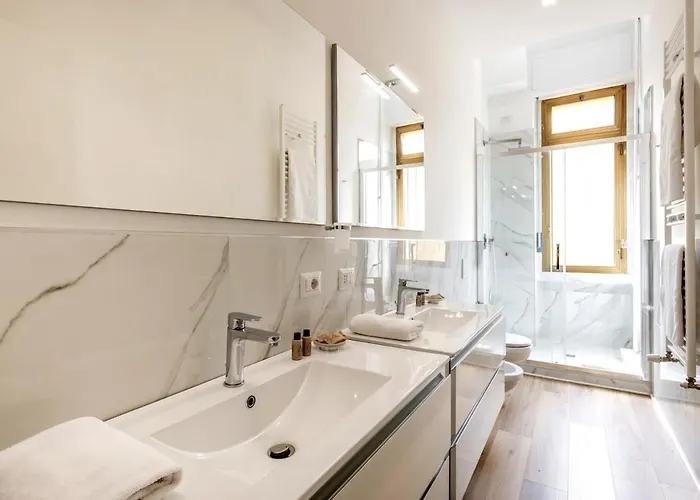 Prealpi1-design With Two Double Bedrooms Milano