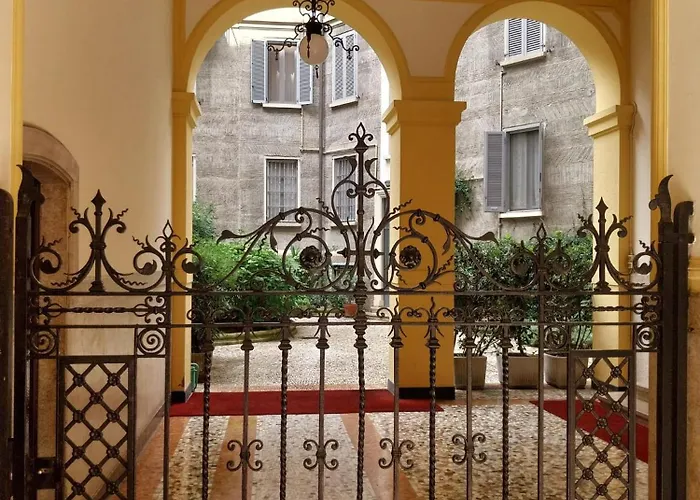 Station 3 Design Apartaments-2 Apts With Parking -1 With Balcony, No Box- Olympic Hub- Town Homes ミラノ