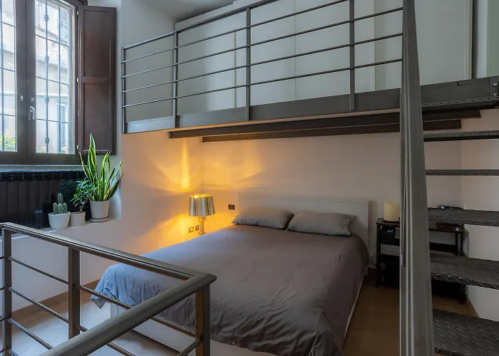 Life Is Beautiful Design Loft Navigli Romolo, Smarttv, Wifi, Ac And Street Parking