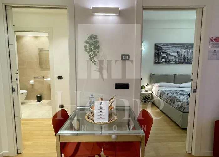 In Town - - Porta Nuova District Appartamento *