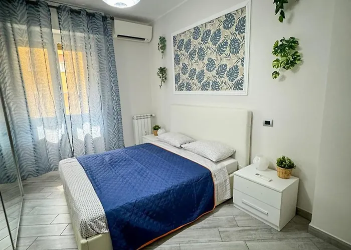 In Town - Life Near San Siro Stadium Metropolitana M1 - M5 Milán