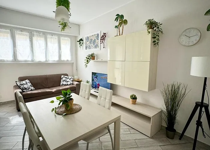 In Town - Life Near San Siro Stadium Metropolitana M1 - M5 * Milán