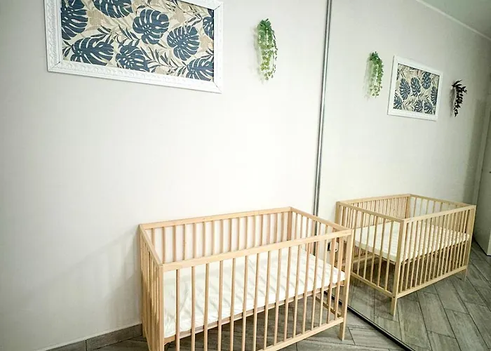 In Town - Life Near San Siro Stadium Metropolitana M1 - M5 Milán