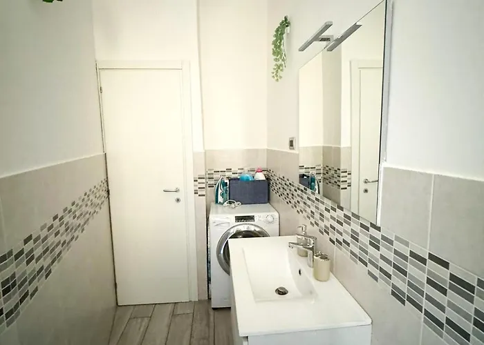 In Town - Life Near San Siro Stadium Metropolitana M1 - M5 * Milán