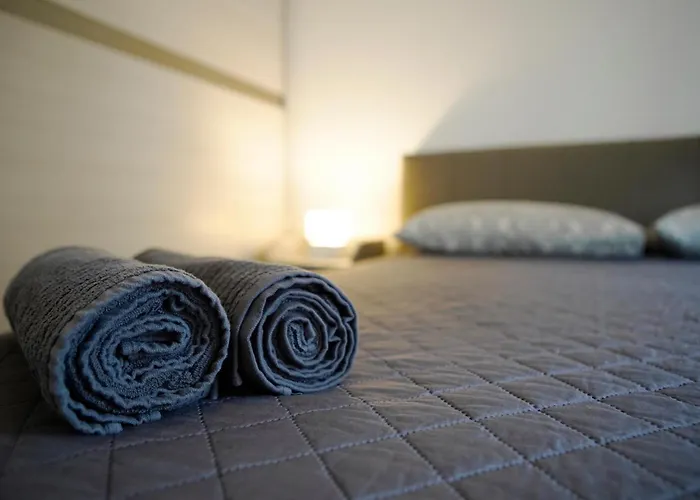 5min Da Stazione アパート *