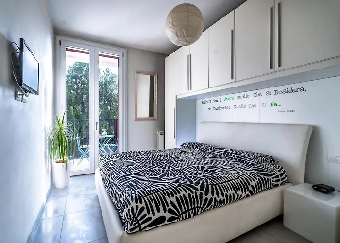 San Siro - With Terrace And Parking