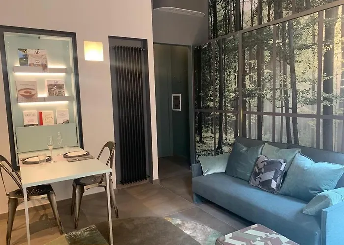 Olive Garden Stylish With Cozy Terrace Milaan