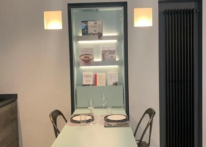 Olive Garden Stylish With Cozy Terrace Daire Milano
