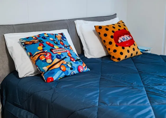 - Bilocale Design - Metropolitana - Train * Mailand