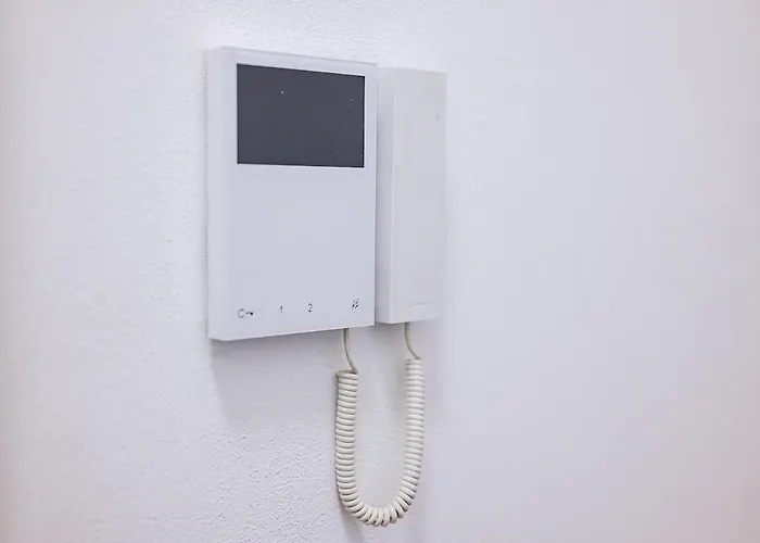 - Bilocale Design - Metropolitana - Train *