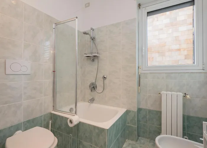 I Host - Trivulziana 3 * Milano