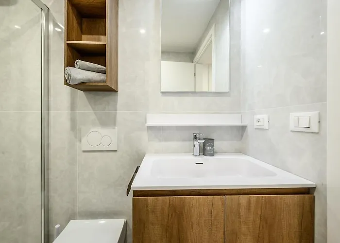 Duomo Design - Bilocale-wifi-ac * Milánó