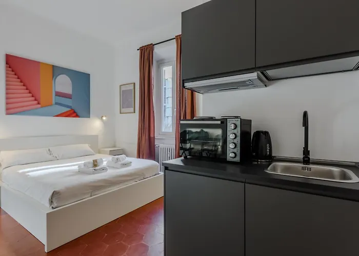 Easytopstay - New And Functional Near The Metro Apartment Mailand