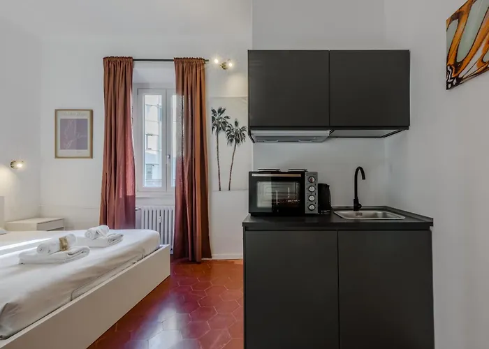 Easytopstay - New And Functional Near The Metro Apartment