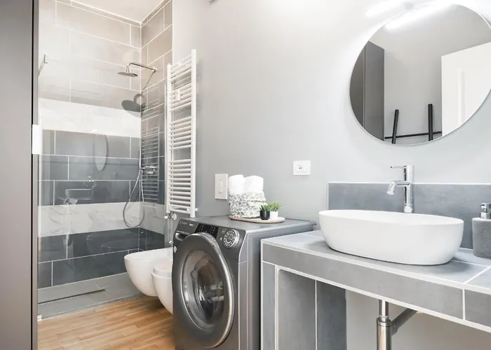 Easylife - - Napo Torriani 1 E - Milano