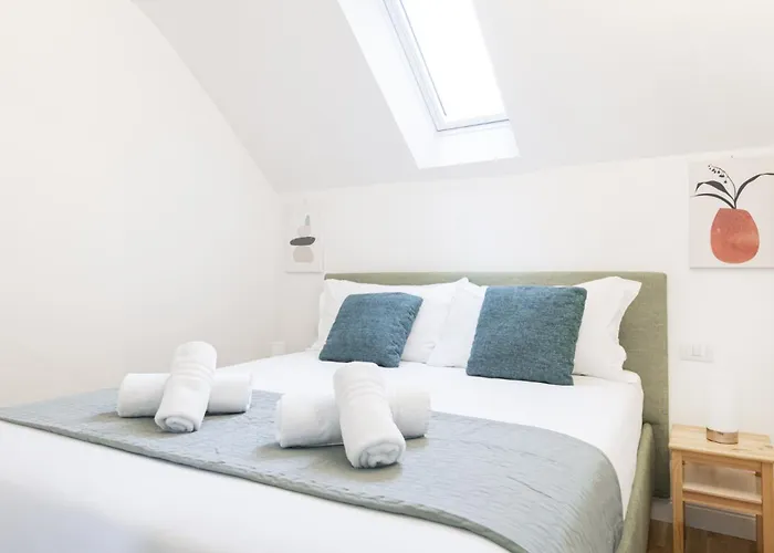 Easylife - - Napo Torriani 1 E - *