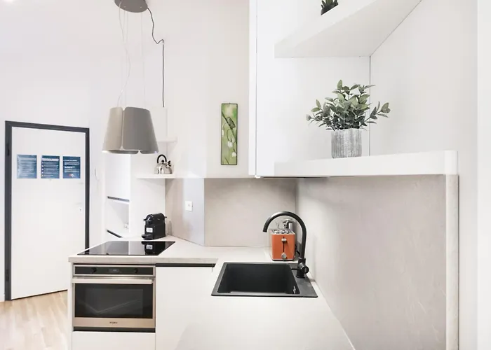 Easylife - - Napo Torriani 1 E - Milano