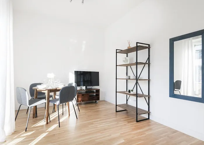 Easylife - - Napo Torriani 1 E - Daire