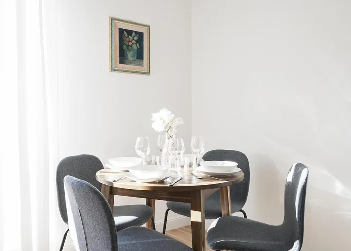 Easylife - - Napo Torriani 1 E - * Milano