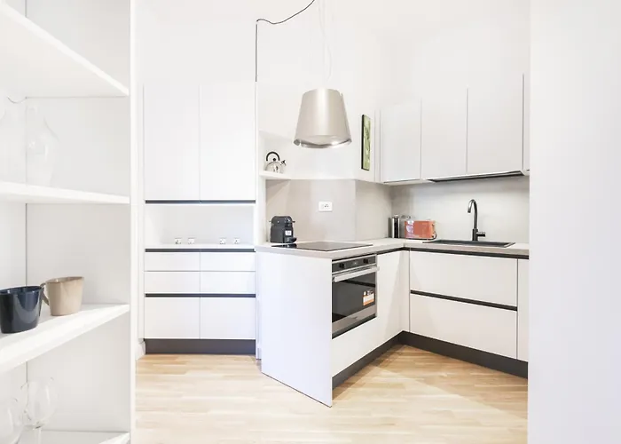 Easylife - - Napo Torriani 1 E - Daire *