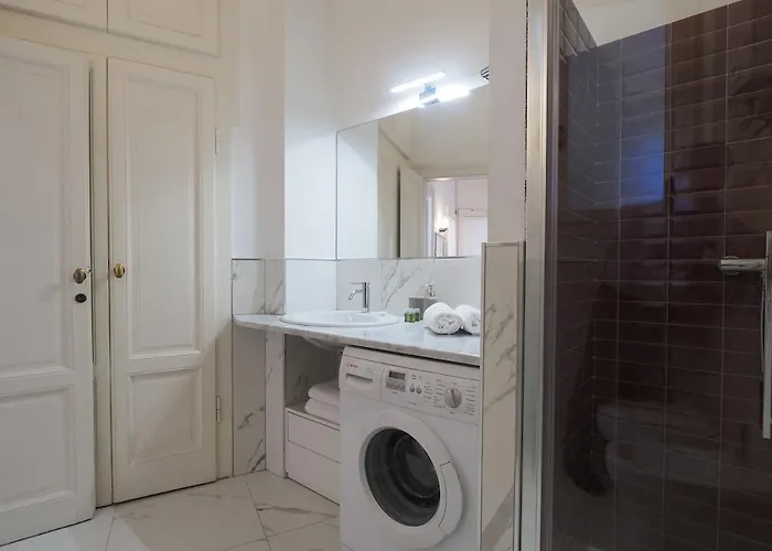 Contempora - Charming One-bedroom Retreat Steps From Life * Μιλάνο