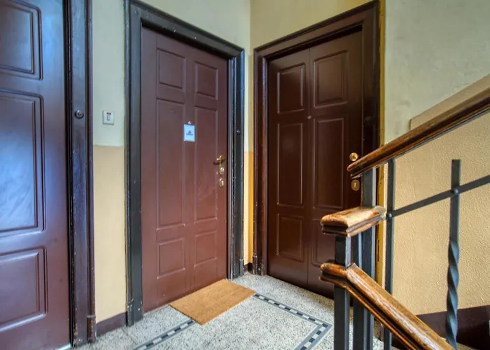 Guesthost - Madewithlove Near Maciachini M3 Milán