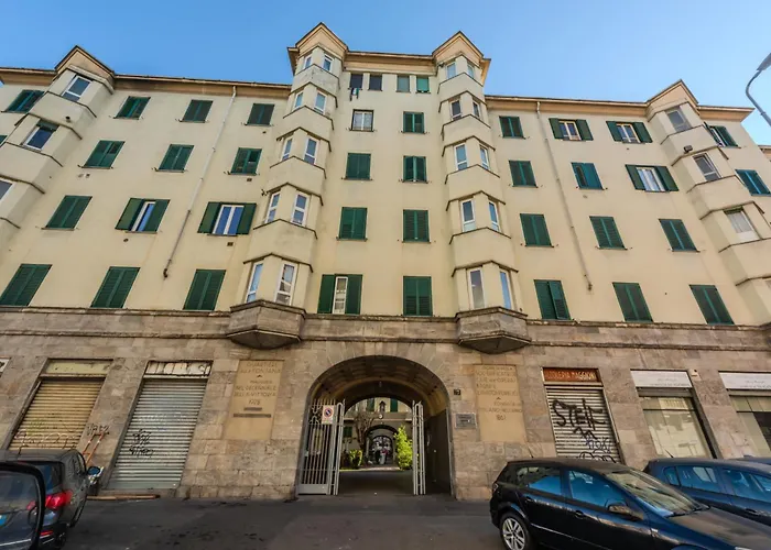 Easytopstay - New And Functional Near The Metro Apartment