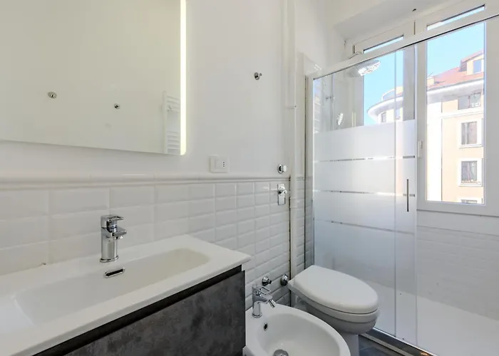 Apartment Easytopstay - New And Functional Near The Metro