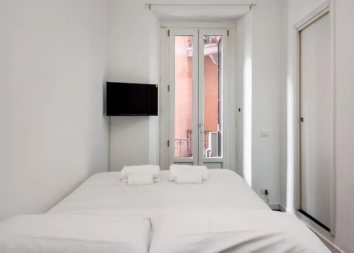 Joivy Cosy 3br Flat In The Centre Of شقة *