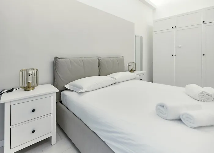 Duomo View - 2 Min From Duomo Amazing Location شقة