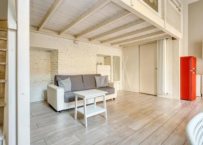 Modern Loft Near Bosco Verticale Lägenhet *