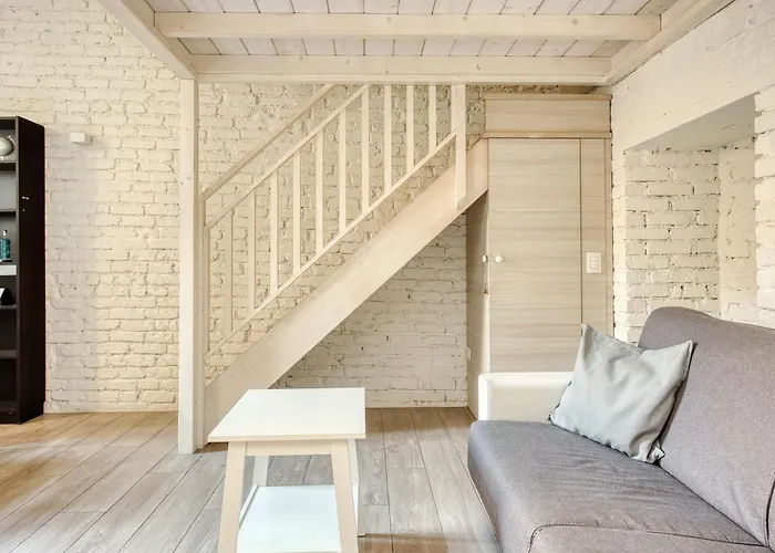 Modern Loft Near Bosco Verticale *