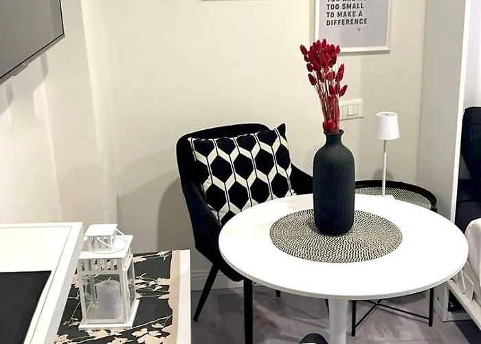 Loreto Prestige - Parking Free & Bulb Gym Nocleg ze śniadaniem 4*