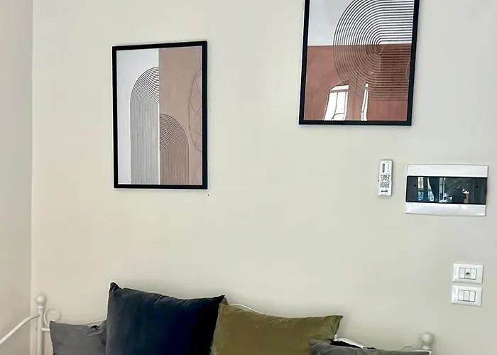 Nocleg ze śniadaniem Loreto Prestige - Parking Free & Bulb Gym Mediolan