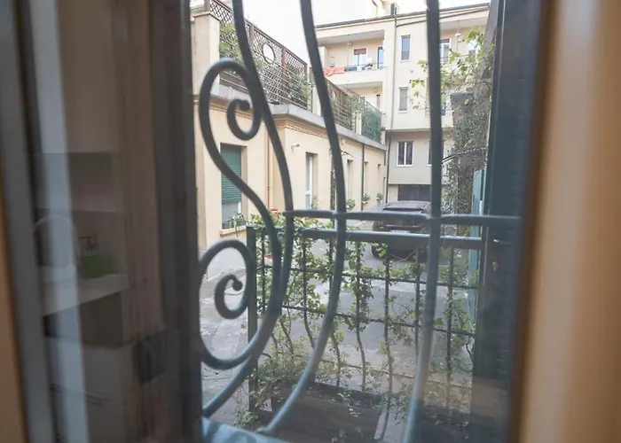 Un Nido Nel Cuore Di - De Angeli * Milano