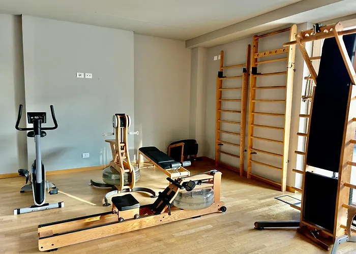 Giax Tower Premium Modern Milanese Flat With Gym Pool View & Box Apartment