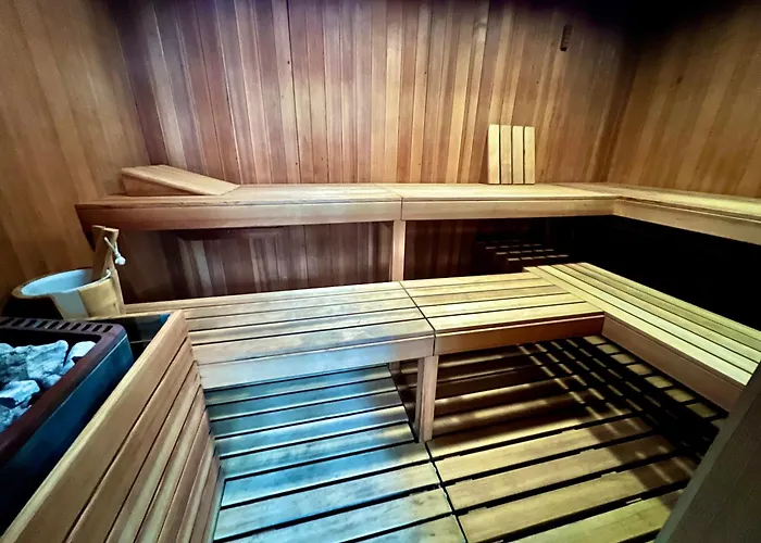 Apartment Giax Tower Premium Modern Milanese Flat With Gym Pool View & Box Milan