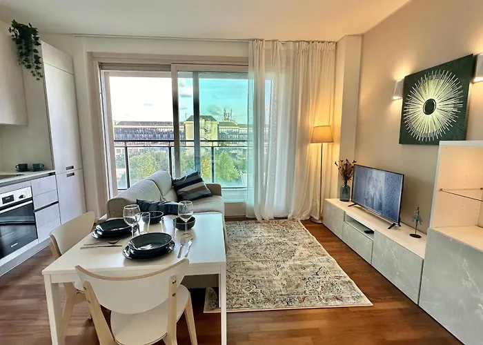 Giax Tower Premium Modern Milanese Flat With Gym Pool View & Box Milan