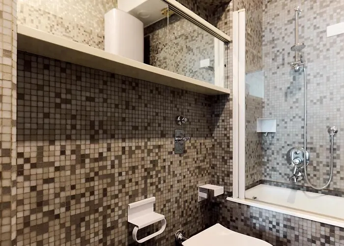 Apartment Corso Venezia View With Private Balcony - Corso Venezia Milan