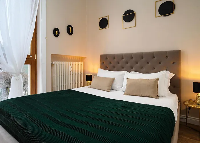 Classbnb - Stylish In The Moscova Area, 250 M From Metro Line M2 Милан