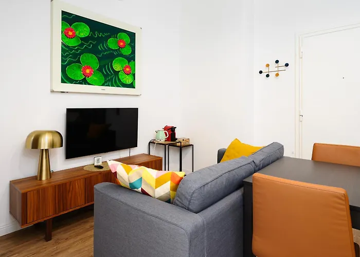 Апартаменты Classbnb - Stylish In The Moscova Area, 250 M From Metro Line M2 *