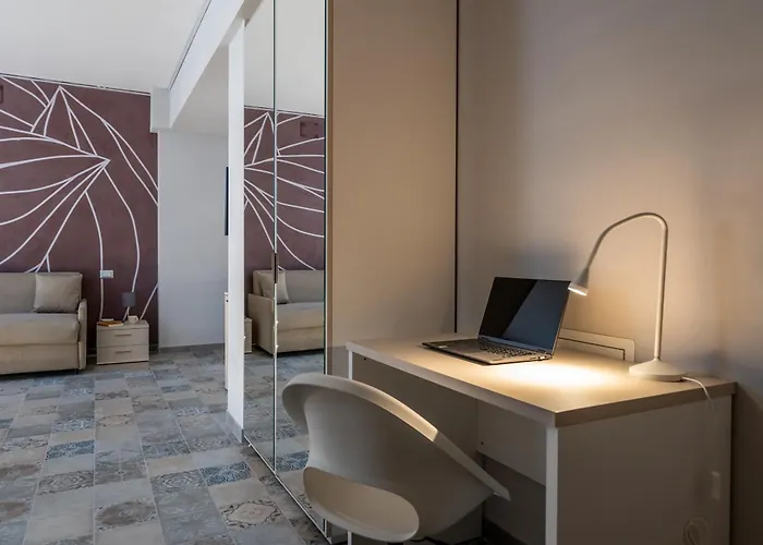 Duomo-navigli - Loft Romana Con Wi-fi & Netflix Apartment *